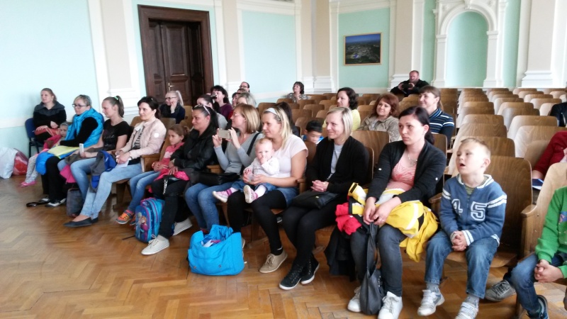 Besídka pro&nbsp;maminky ve&nbsp;4.A