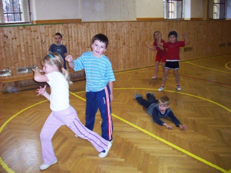 Cvičení je pro&nbsp;nás radost