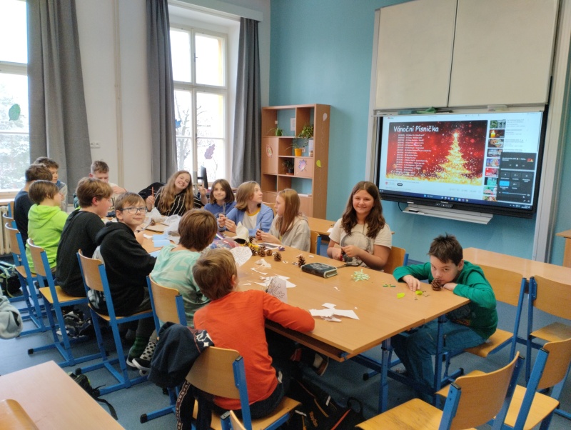 Třída 6.&nbsp;C na&nbsp;vánočním jarmarku