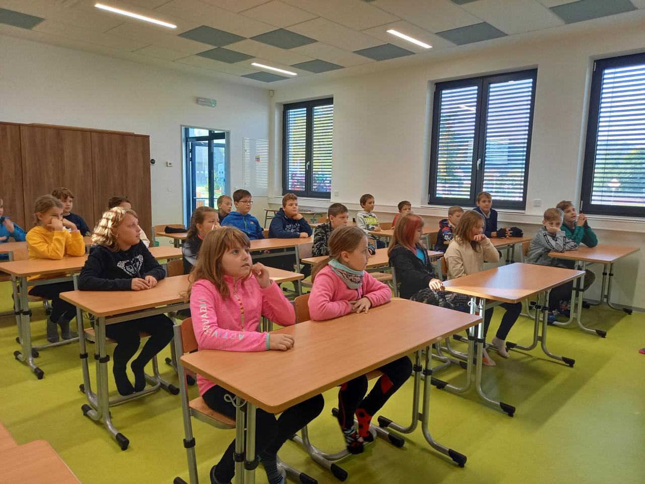 Návštěva Dopravního hřiště v&nbsp;Náchodě – 4.&nbsp;A a&nbsp;4. B