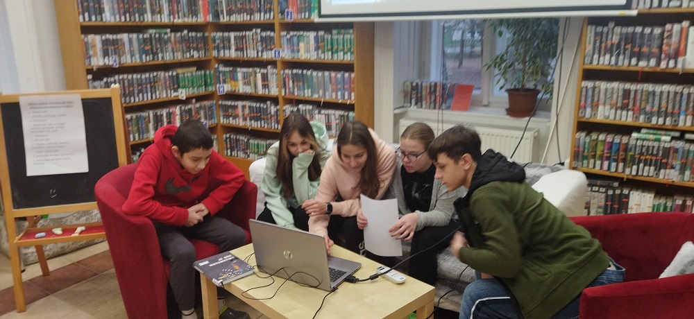 7. B v&nbsp;Městské knihovně Jaroměř