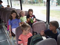 Výlet 2. B za odměnu do Obřího akvária Hradec Králové