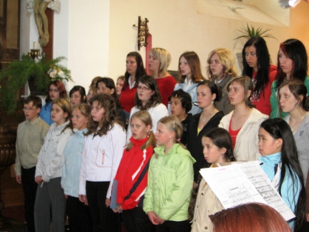 Jarní koncert pěveckého sboru Ostrováček ve Zvoli