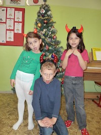 Mikuláš se svou družinou v 1.C