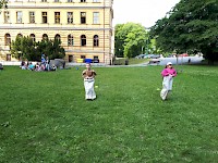 Den her v parku