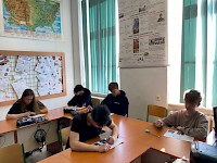 49 statečných angličtinářů poměřilo své síly ve školním kole olympiády