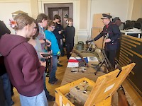 Naše škola ožila historií