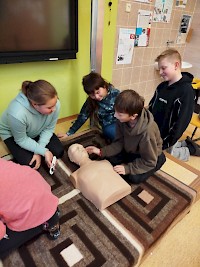 Zdravoťáček se zdokonaluje v resuscitaci