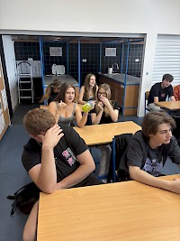 Chemie jako zážitek aneb Přírodovědná učebna jako laboratoř plná kouzel